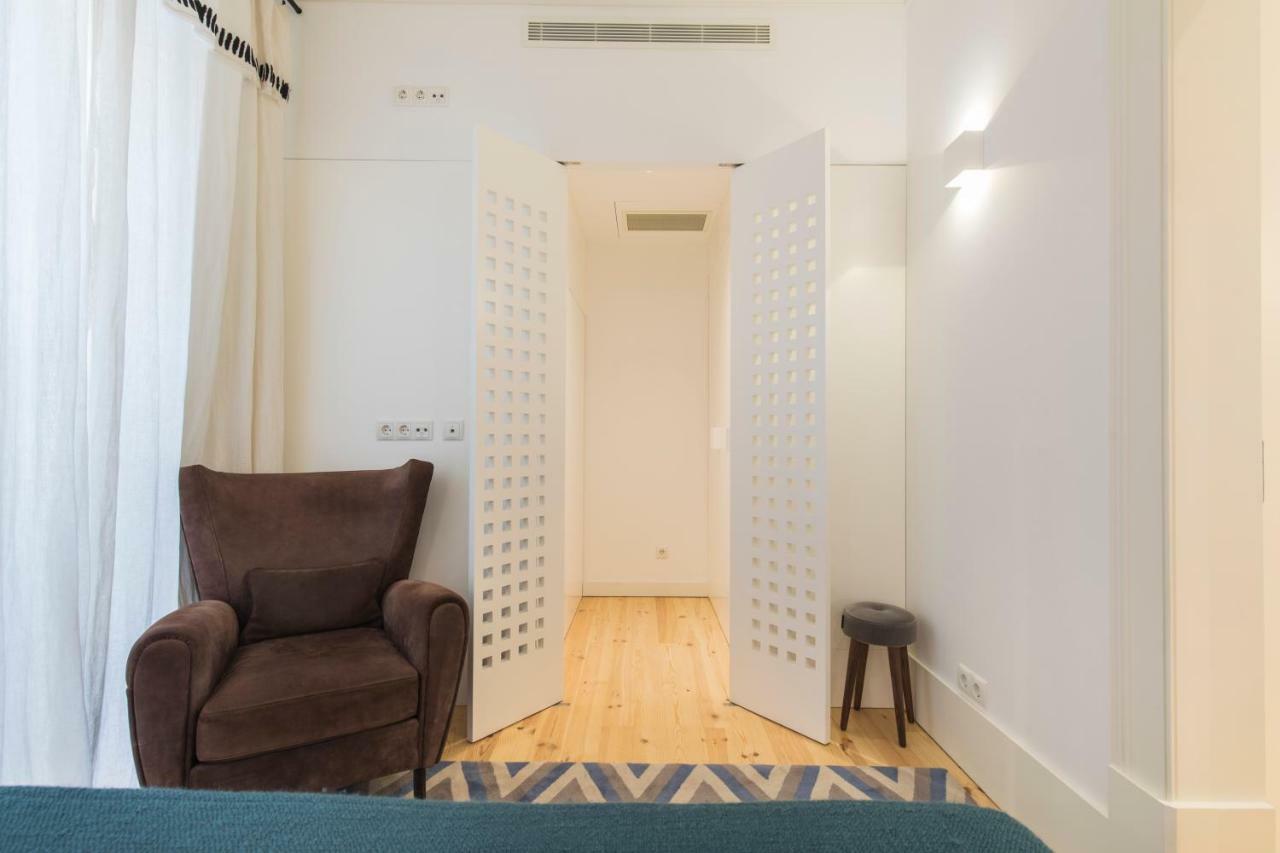 Charming 2 Bedroom Apartment In Baixa Chiado Lisbona Esterno foto