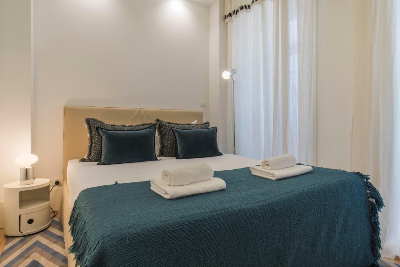 Charming 2 Bedroom Apartment In Baixa Chiado Lisbona Esterno foto