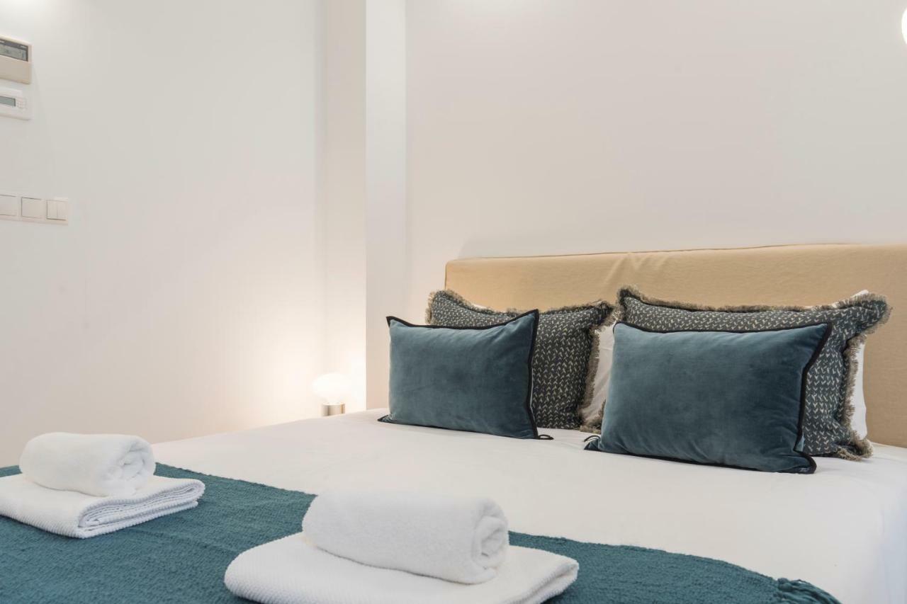 Charming 2 Bedroom Apartment In Baixa Chiado Lisbona Esterno foto